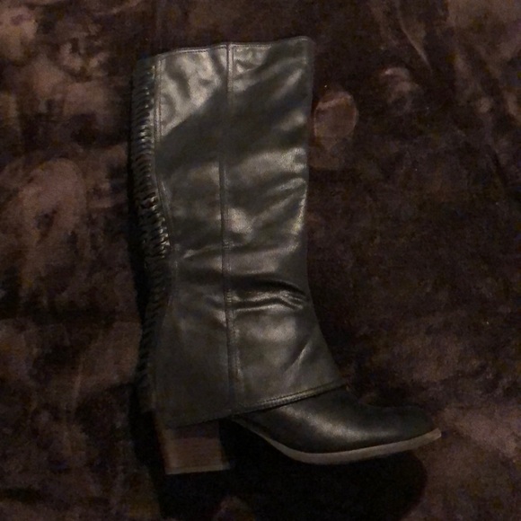 Fergalicious Shoes - Fergulicious Lundry Western Boot